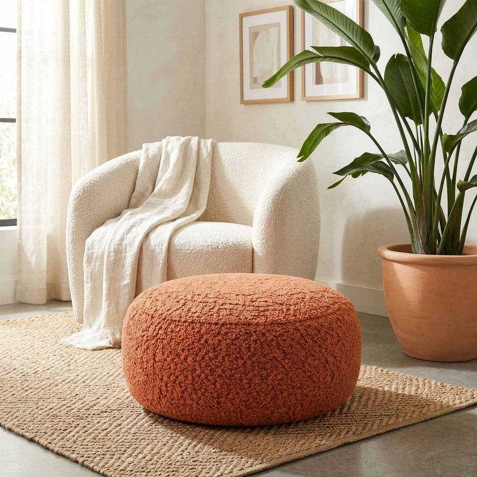 Bouclé round pouf